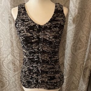 Express tank top V-neck white and black lace XS